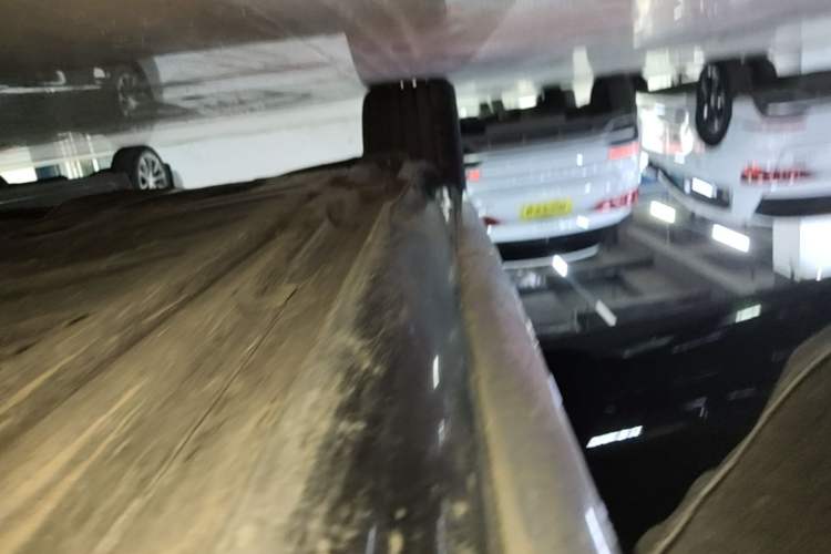 Used Mercedes-Benz E-Class 2021 Restyled E 300 L Sport Luxury Edition Right Side Sill