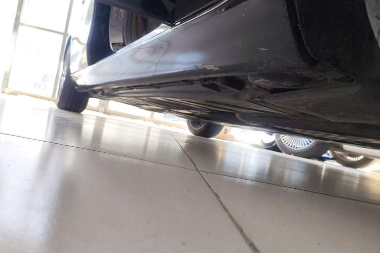 Used Mercedes-Benz E-Class 2021 Facelift E 260 L Right Side Sill