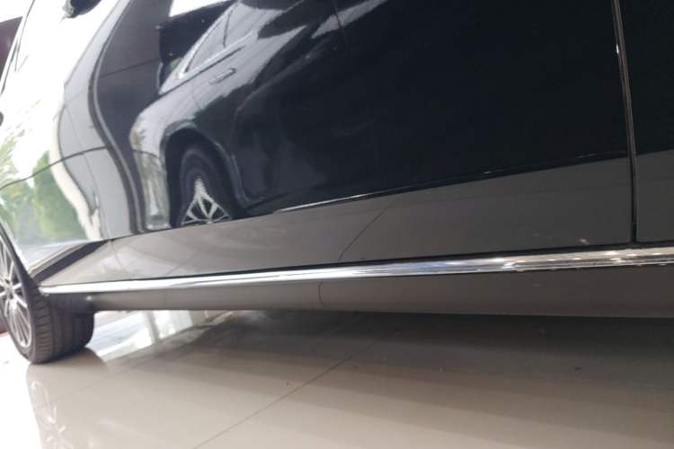 Used Mercedes-Benz E-Class 2021 Facelift E 260 L Right Side Sill