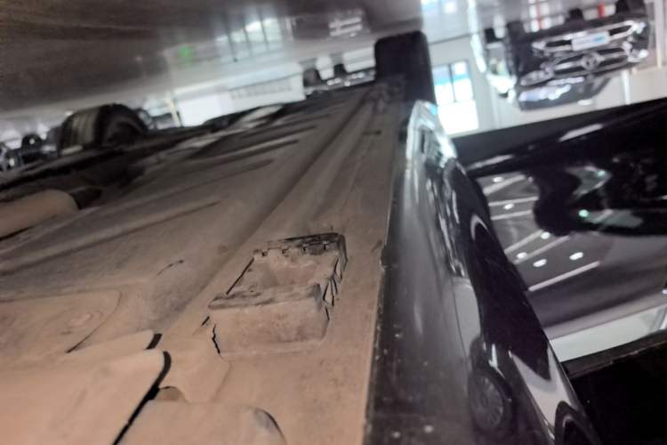 Used Mercedes-Benz E-Class 2021 Facelift E 300 L Stylish Edition Right Side Sill