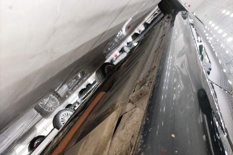 Used Mercedes-Benz E-Class 2021 Facelift E 300 L Stylish Edition Right Side Sill