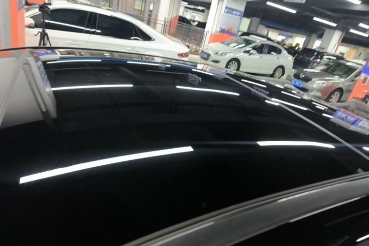 Used Mercedes-Benz E-Class 2021 E 300 L Sporty and Stylish Model Roof