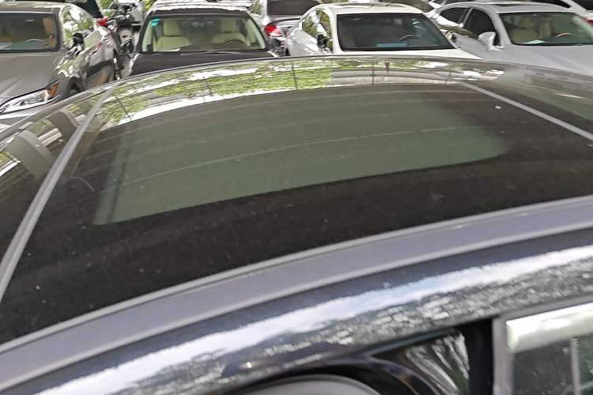 Used Mercedes-Benz E-Class 2021 E 300 L Sporty and Stylish Model Roof