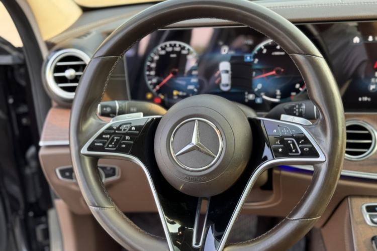 Used Mercedes-Benz E-Class 2021 Facelift E 300 L Stylish Edition Steering Wheel