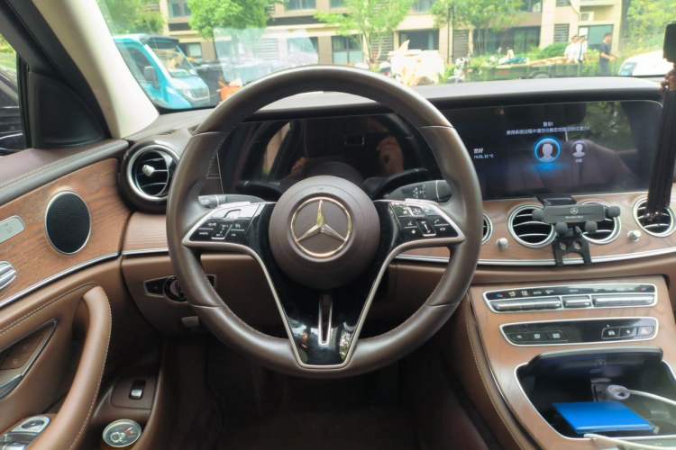 Used Mercedes-Benz E-Class 2021 Facelift E 300 L Stylish Edition Steering Wheel