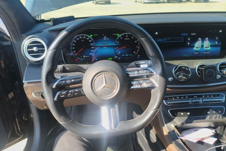 Used Mercedes-Benz E-Class 2021 E 260 Stylish Sports Edition Steering Wheel