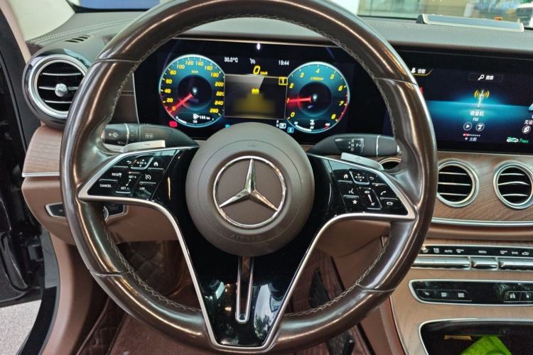 Used Mercedes-Benz E-Class 2021 Facelift E 260 L Steering Wheel