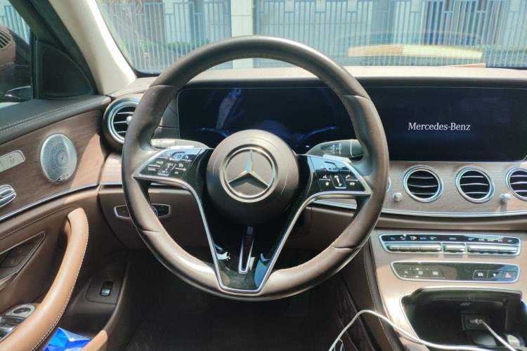 Used Mercedes-Benz E-Class 2021 E 300 L Luxury Model Steering Wheel