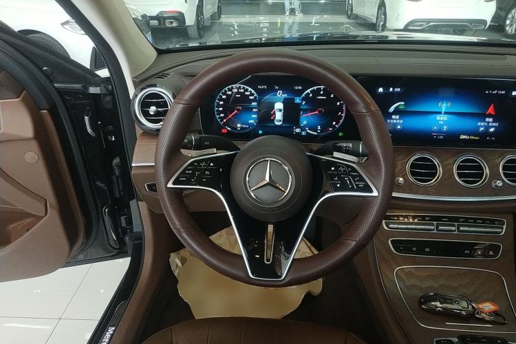 Used Mercedes-Benz E-Class 2021 Facelift E 300 L Stylish Edition Steering Wheel