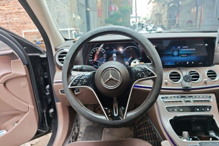 Used Mercedes-Benz E-Class 2021 E 260 L Steering Wheel