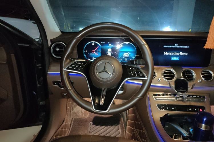 Used Mercedes-Benz E-Class 2021 Restyled E 300 L Luxury Edition Steering Wheel