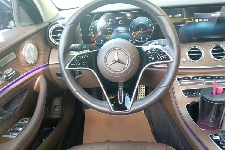 Used Mercedes-Benz E-Class 2021 Restyled E 300 L Luxury Edition Steering Wheel