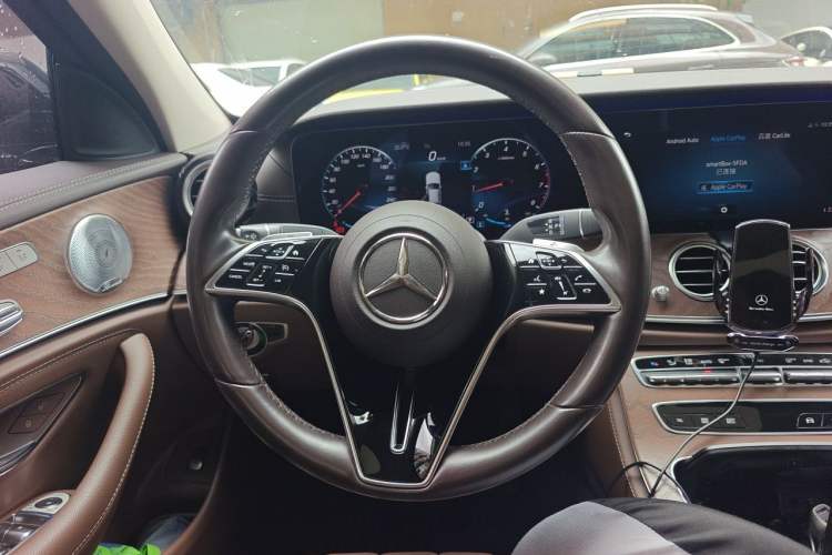 Used Mercedes-Benz E-Class 2021 E 300 L Premium Edition Steering Wheel