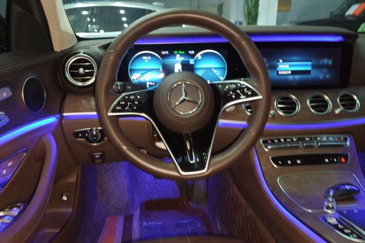 Used Mercedes-Benz E-Class 2021 E 300 L Stylish Model Steering Wheel