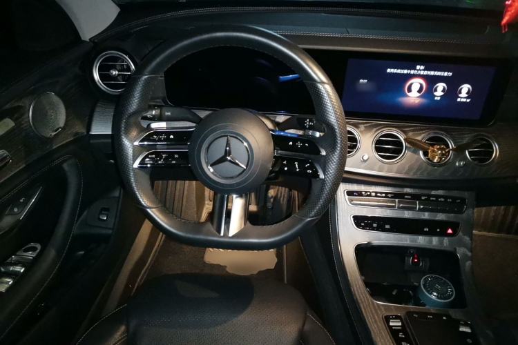 Used Mercedes-Benz E-Class 2021 Restyled E 300 L Sport Luxury Edition Steering Wheel