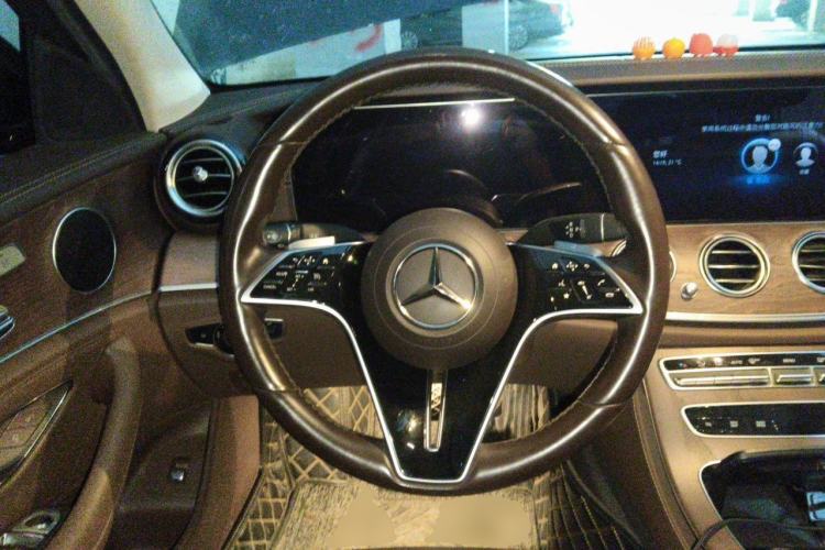Used Mercedes-Benz E-Class 2021 Restyled E 300 L Sporty and Stylish Edition Steering Wheel