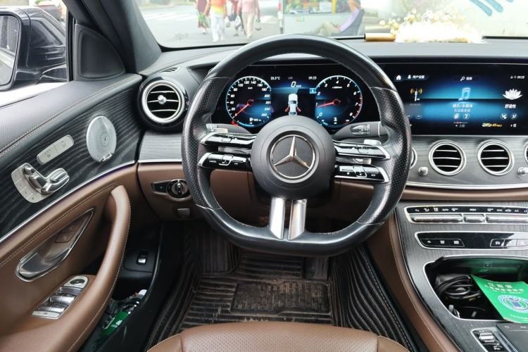 Used Mercedes-Benz E-Class 2021 E 300 L Sport Luxury Edition Steering Wheel