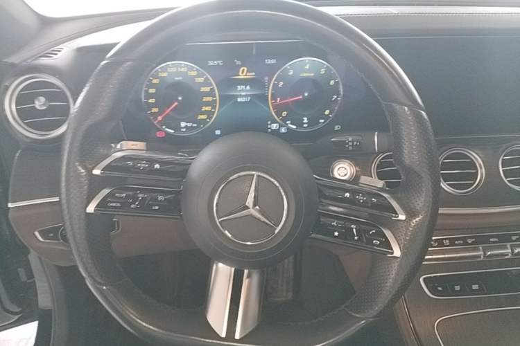 Used Mercedes-Benz E-Class 2021 E 300 L Sporty and Stylish Model Steering Wheel