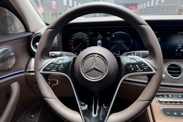 Used Mercedes-Benz E-Class 2021 E 300 L Stylish Model Steering Wheel