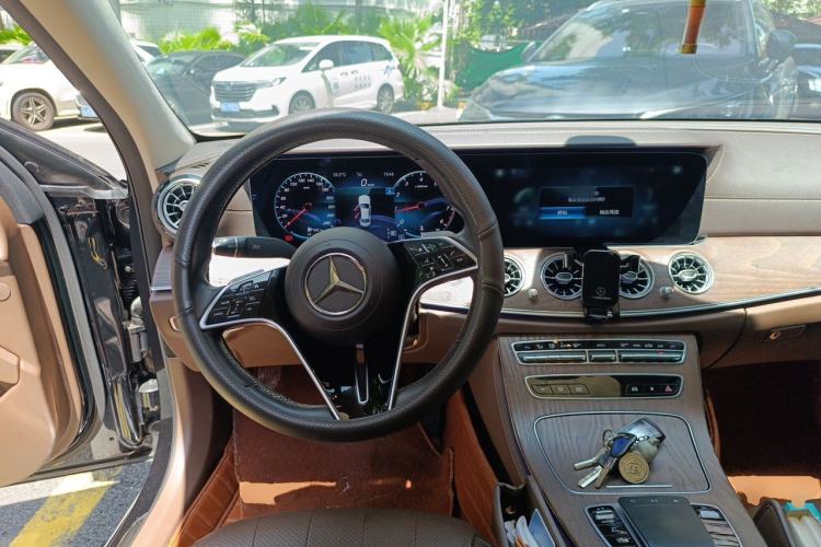 Used Mercedes-Benz E-Class 2021 E 300 L Luxury Model Steering Wheel