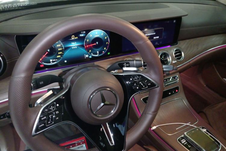 Used Mercedes-Benz E-Class 2021 E 300 L Stylish Model Steering Wheel