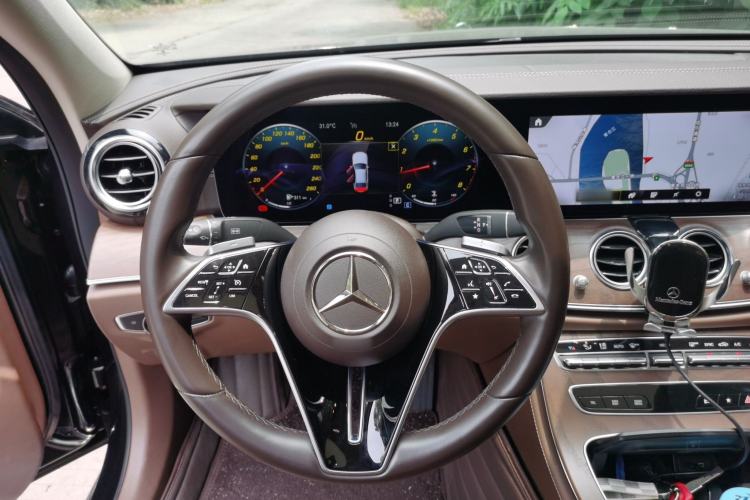 Used Mercedes-Benz E-Class 2021 E 300 L Luxury Model Steering Wheel