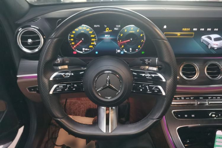 Used Mercedes-Benz E-Class 2021 E 300 L Sport Luxury Edition Steering Wheel