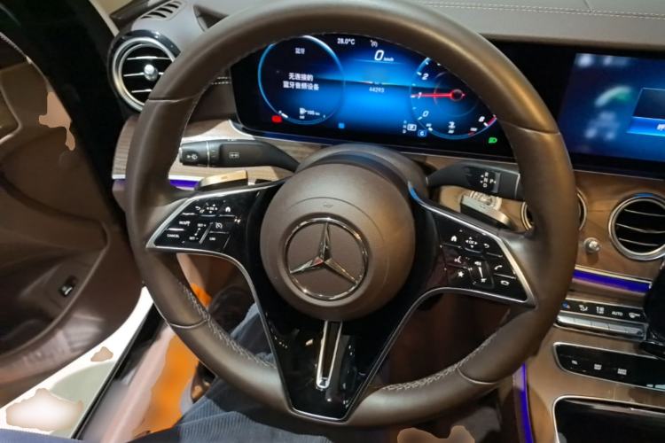 Used Mercedes-Benz E-Class 2021 Facelift E 300 L Stylish Edition Steering Wheel