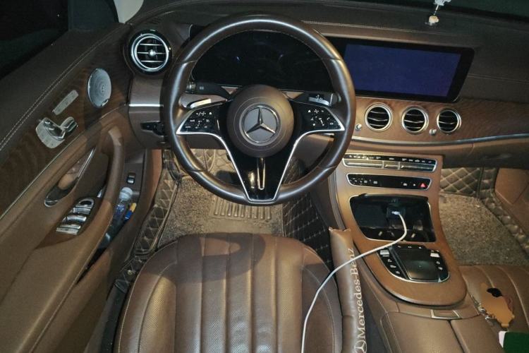 Used Mercedes-Benz E-Class 2021 E 300 L Premium Edition Steering Wheel