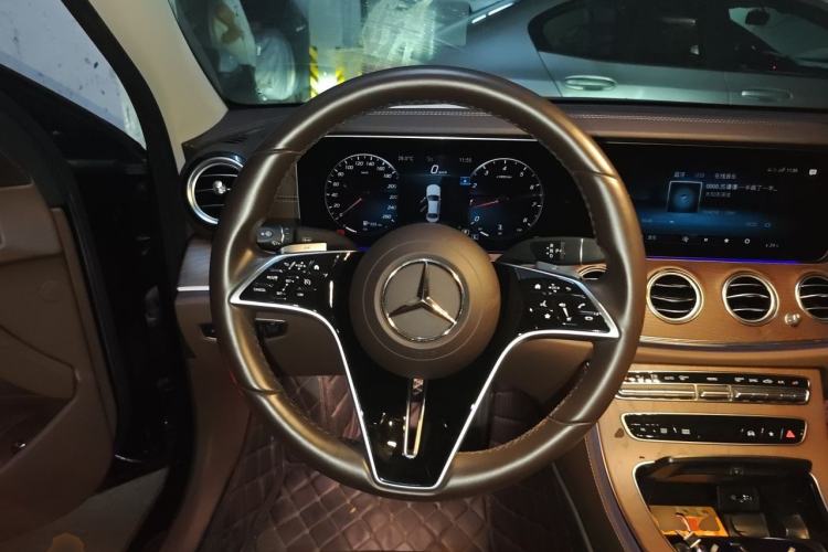 Used Mercedes-Benz E-Class 2021 E 300 L Luxury Model Steering Wheel