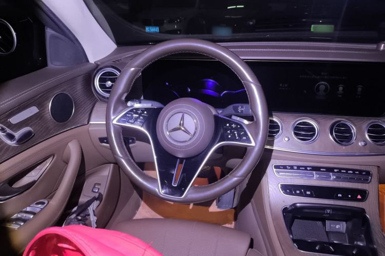 Used Mercedes-Benz E-Class 2021 E 260 L Steering Wheel