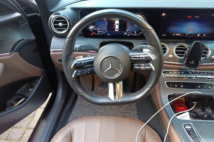Used Mercedes-Benz E-Class 2021 E 260 Stylish Sports Edition Steering Wheel