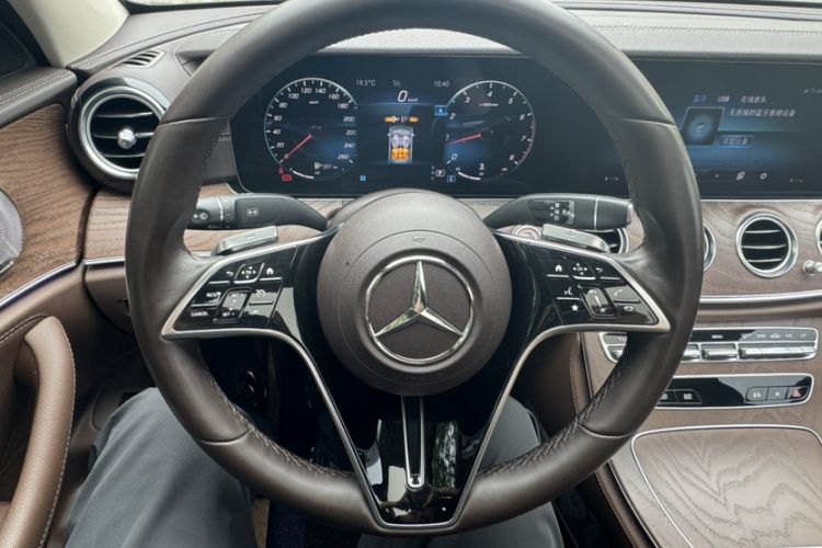 Used Mercedes-Benz E-Class 2021 Restyled E 300 L Luxury Edition Steering Wheel