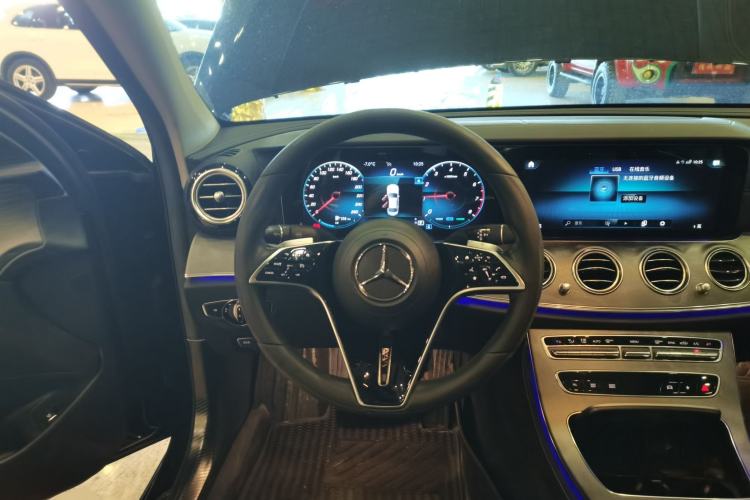 Used Mercedes-Benz E-Class 2021 E 260 L Steering Wheel