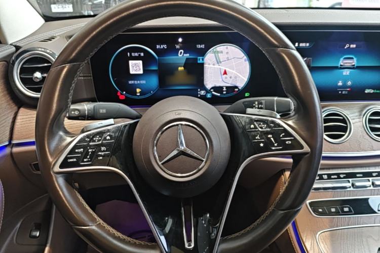 Used Mercedes-Benz E-Class 2021 Facelift E 300 L Stylish Edition Steering Wheel