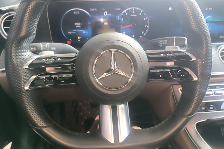 Used Mercedes-Benz E-Class 2021 Restyled E 300 L Sporty and Stylish Edition Steering Wheel