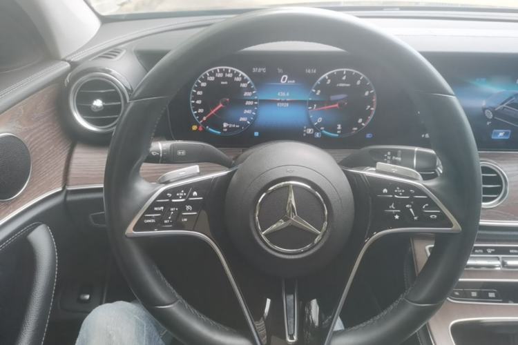 Used Mercedes-Benz E-Class 2021 E 300 L Stylish Model Steering Wheel