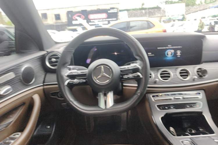 Used Mercedes-Benz E-Class 2021 E 260 L Sport Edition Steering Wheel