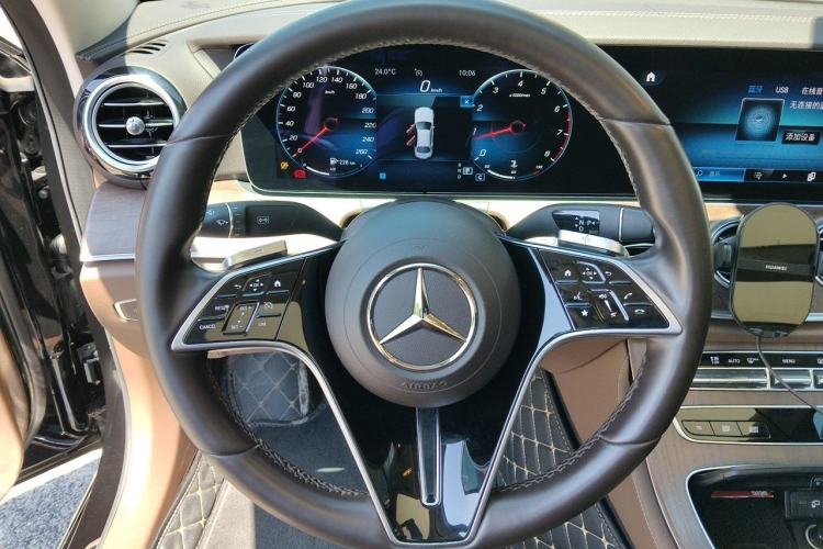 Used Mercedes-Benz E-Class 2021 Facelift E 300 L Stylish Edition Steering Wheel