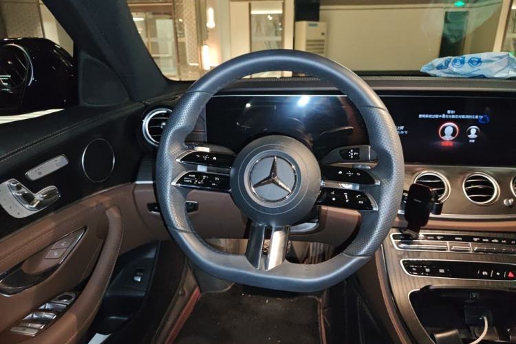 Used Mercedes-Benz E-Class 2021 Restyled E 300 L Sporty and Stylish Edition Steering Wheel