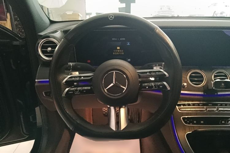 Used Mercedes-Benz E-Class 2021 Restyled E 300 L Sporty and Stylish Edition Steering Wheel