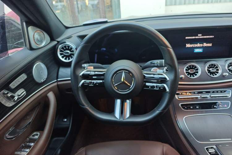 Used Mercedes-Benz E-Class 2021 E 300 L Sport Premium Edition Steering Wheel