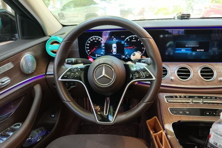 Used Mercedes-Benz E-Class 2021 E 300 L Luxury Model Steering Wheel