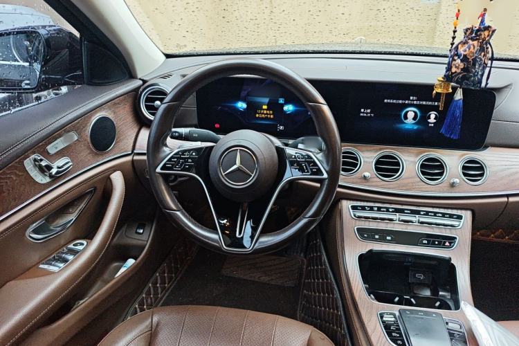 Used Mercedes-Benz E-Class 2021 E 300 L Stylish Model Steering Wheel