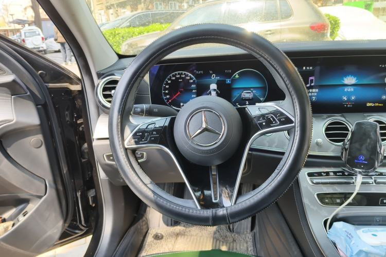 Used Mercedes-Benz E-Class 2021 Facelift E 300 L Stylish Edition Steering Wheel