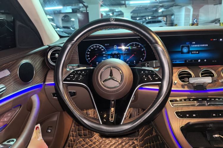 Used Mercedes-Benz E-Class 2021 Restyled E 300 L Sporty and Stylish Edition Steering Wheel
