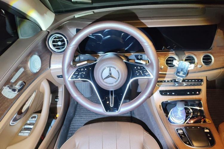 Used Mercedes-Benz E-Class 2021 E 300 L Luxury Model Steering Wheel