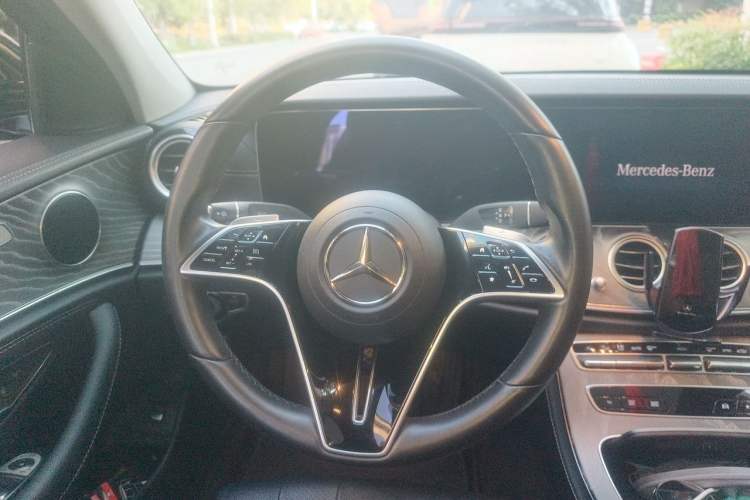 Used Mercedes-Benz E-Class 2021 Facelift E 260 L Steering Wheel
