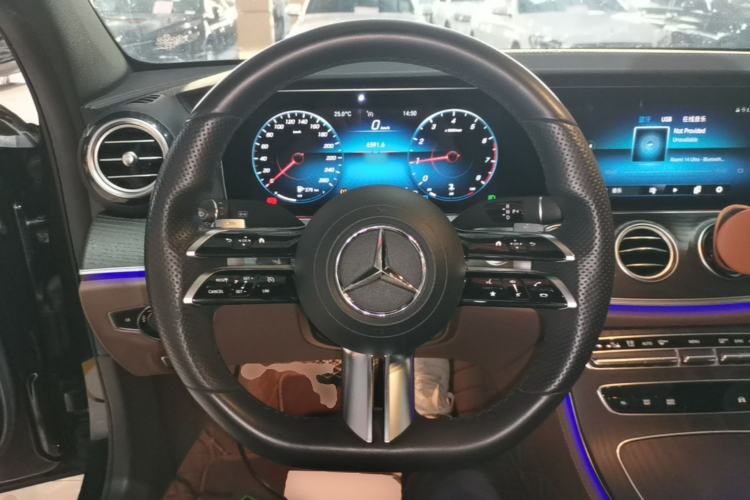 Used Mercedes-Benz E-Class 2021 Restyled E 300 L Sport Luxury Edition Steering Wheel