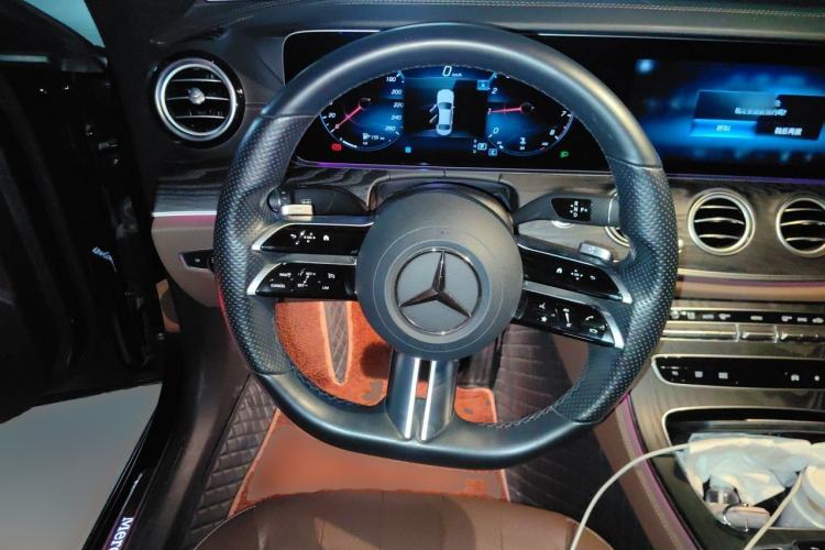 Used Mercedes-Benz E-Class 2021 Updated E 260 Fashion Sport Edition Steering Wheel